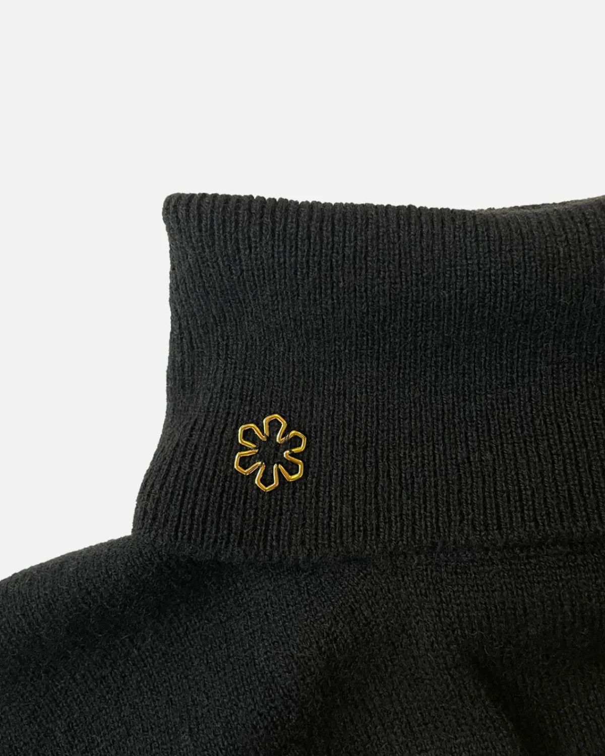 AMOUR RULLEKRAVE DAME - GENANVENDT CASHMERE<Randers Clearance