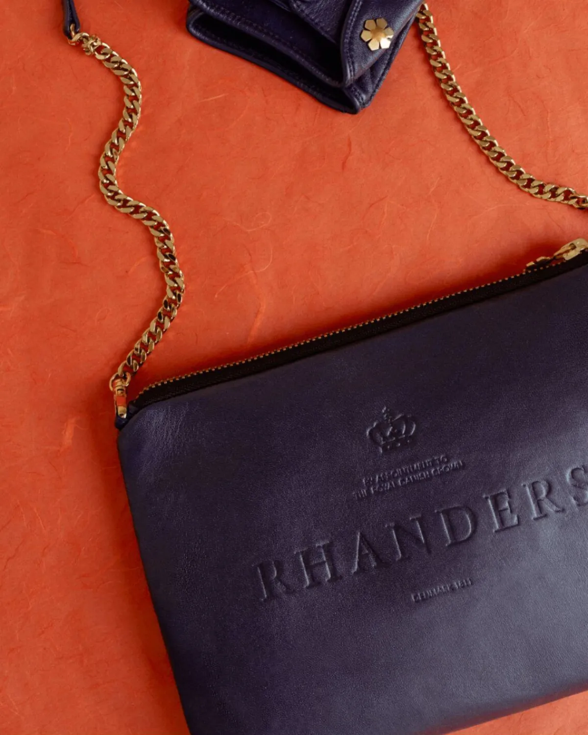 ANNA LOGO POUCH<Randers Hot
